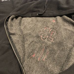 expedition Shirts - πΈ Breaking Benjamin Black zip on warm hoodie XL expedition Shirts - πΈ Breaking Benjamin Black zip on warm hoodie XL